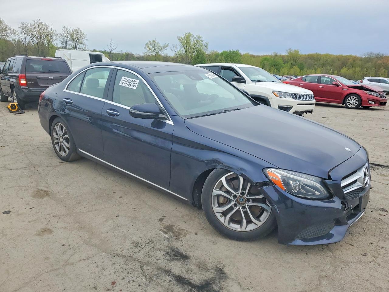2016 MERCEDES-BENZ C