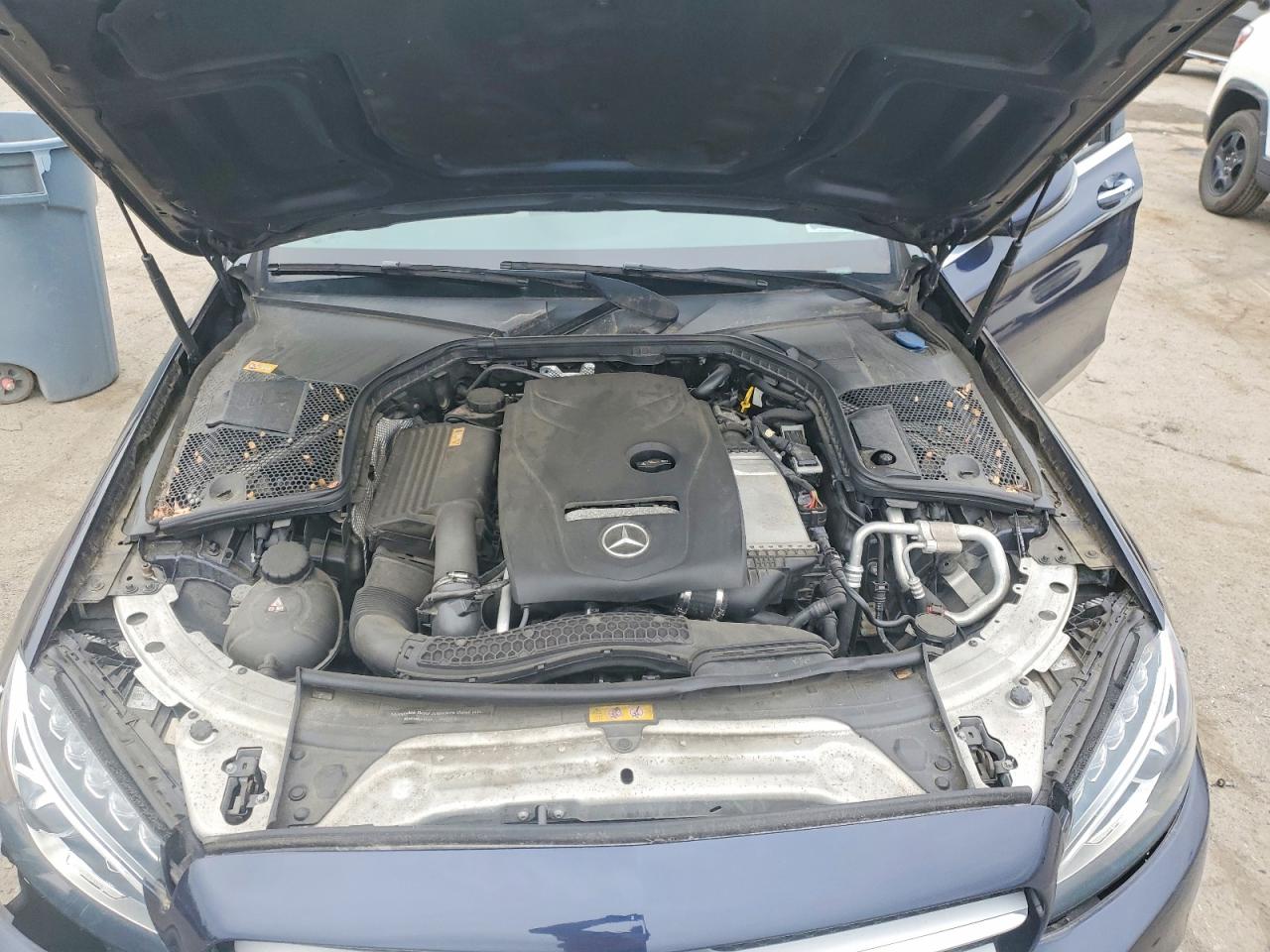 2016 MERCEDES-BENZ C