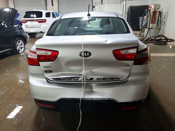 2015 KIA RIO GL - Middle-low