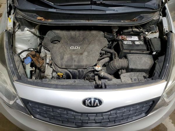 2015 KIA RIO GL - Middle-low