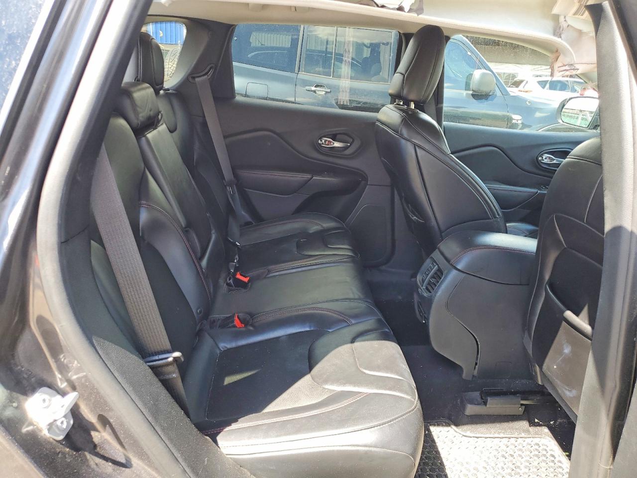 2019 JEEP CHEROKEE TRAILHAWK 4X4