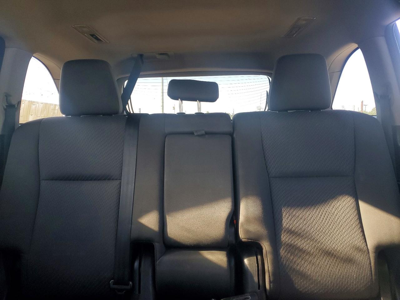2017 TOYOTA HIGHLANDER LE