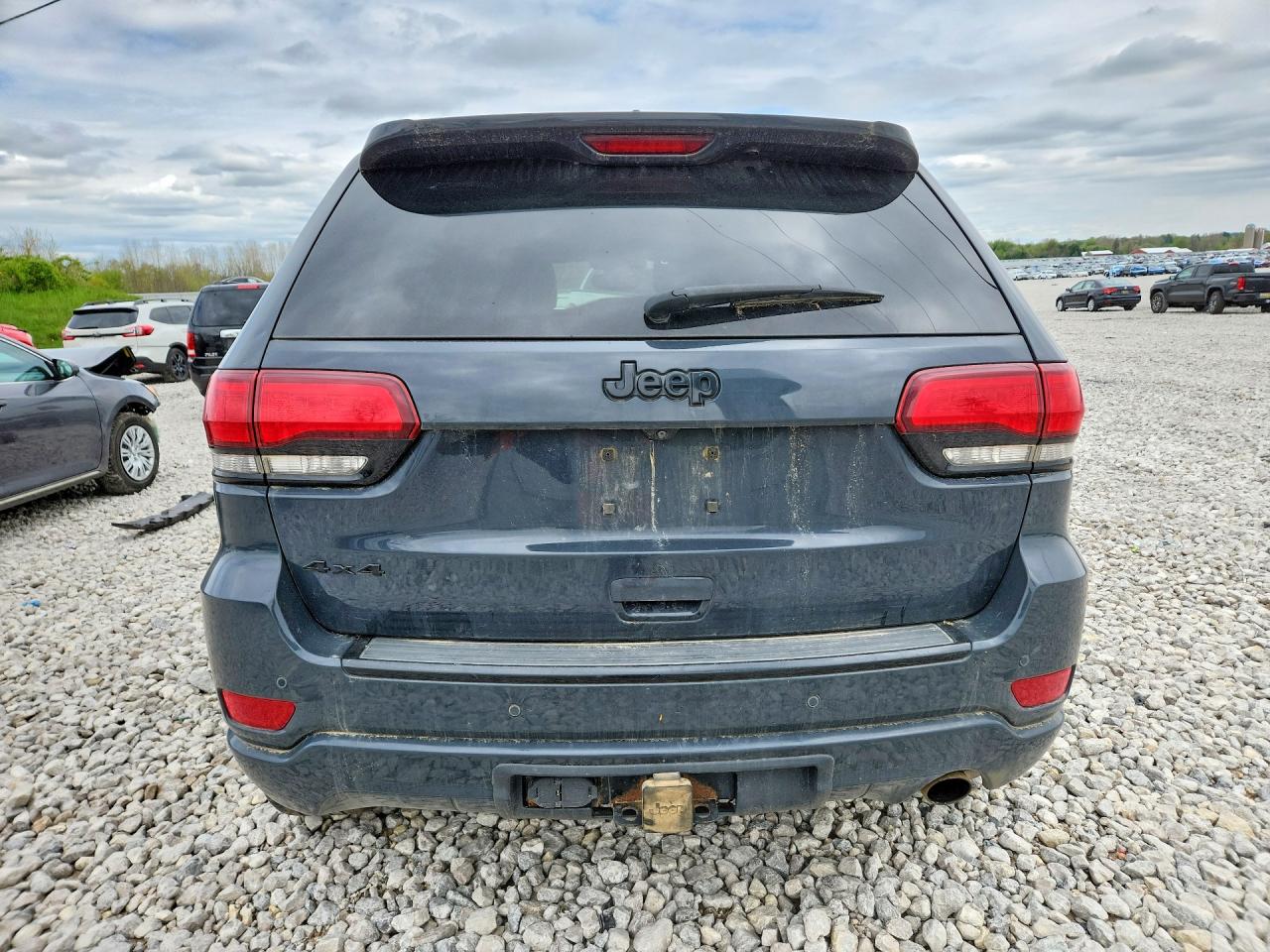 2017 JEEP GRAND CHEROKEE LAREDO 4X4