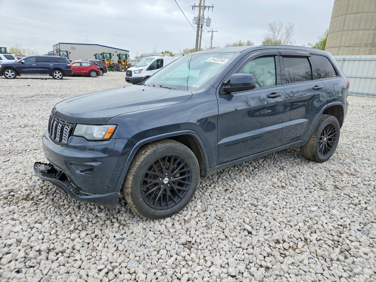 2017 JEEP GRAND CHEROKEE LAREDO 4X4