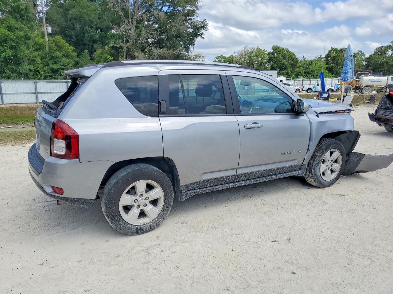 2017 JEEP COMPASS LATITUDE FWD