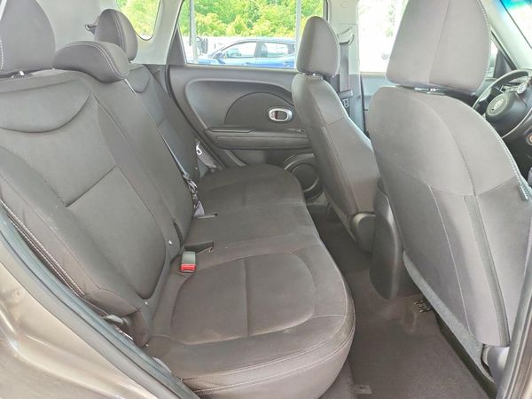 2019 KIA SOUL Base