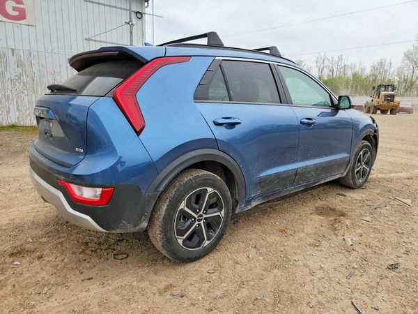 2024 KIA NIRO EX