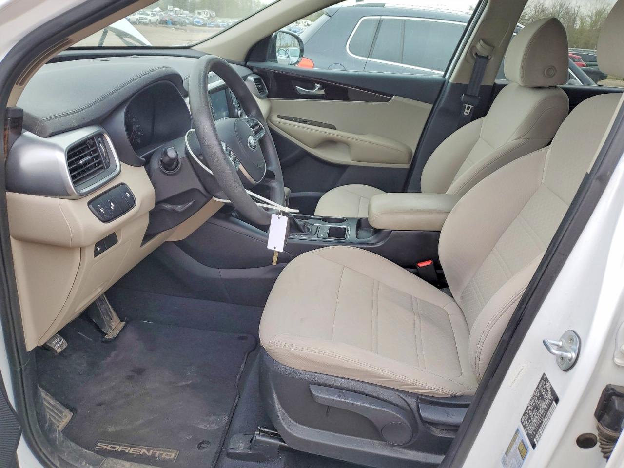 2019 KIA SORENTO L, LX, S