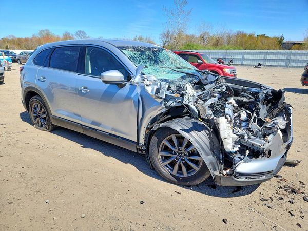 2023 MAZDA CX-9 Touring — Passenger 3/4