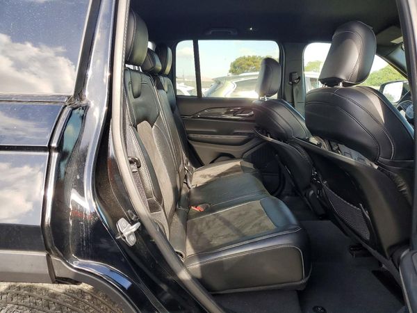 2023 JEEP GRAND CHEROKEE LAREDO 4X4