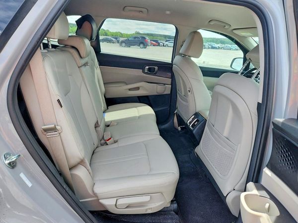 2024 KIA SORENTO S