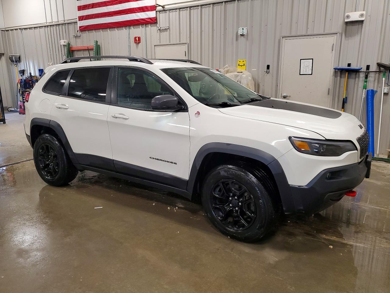 2019 JEEP CHEROKEE TRAILHAWK 4X4