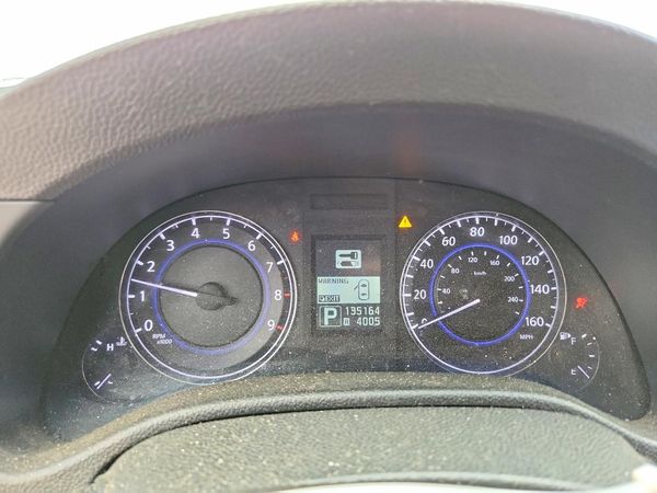 2015 INFINITI Q40
