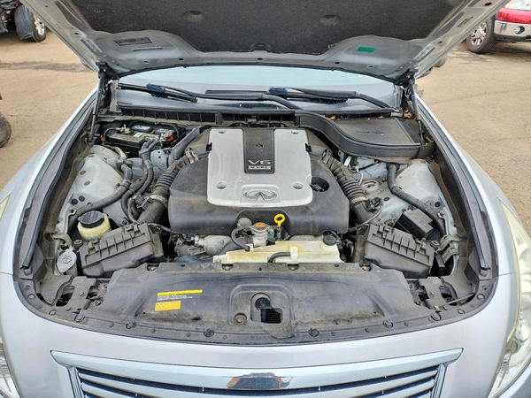 2015 INFINITI Q40