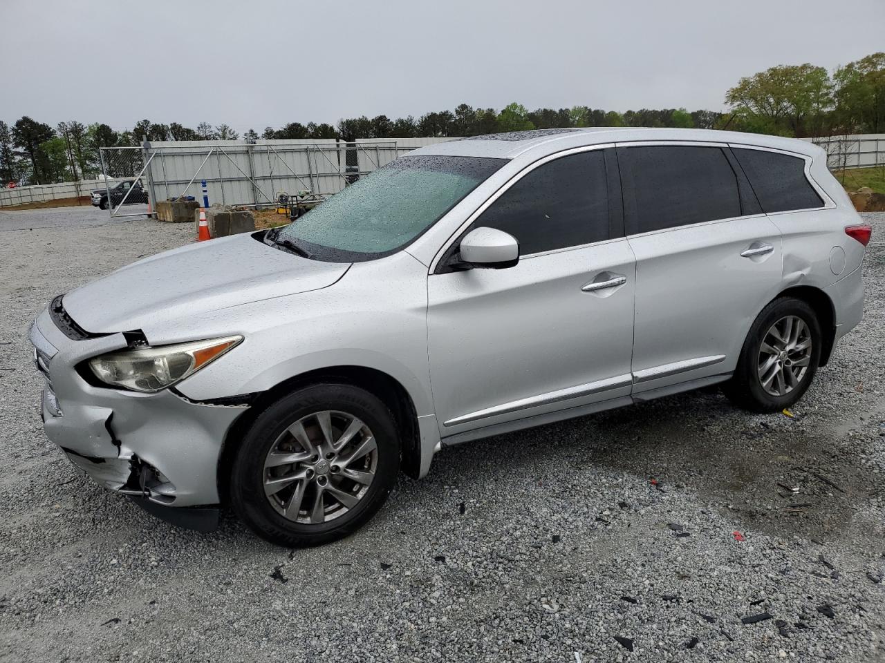 2013 INFINITI JX35 — Front 3/4