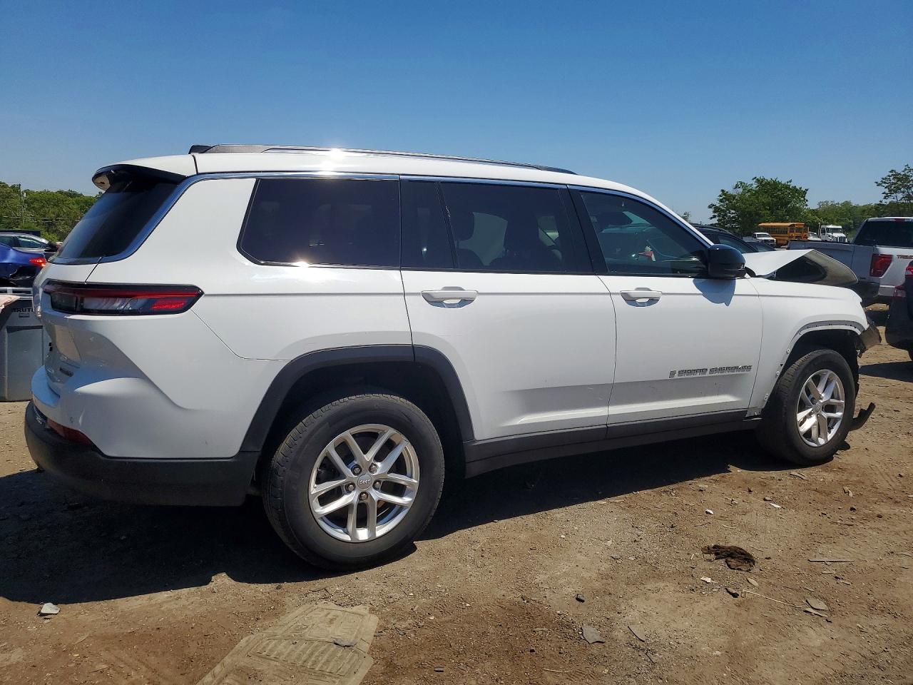 2022 JEEP GRAND CHEROKEE L LAREDO 4X4