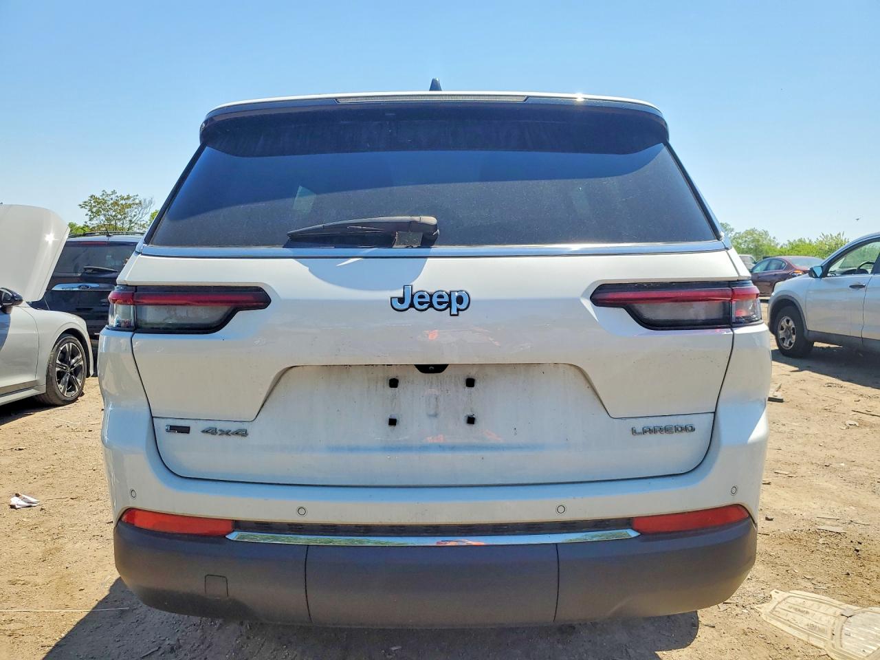 2022 JEEP GRAND CHEROKEE L LAREDO 4X4