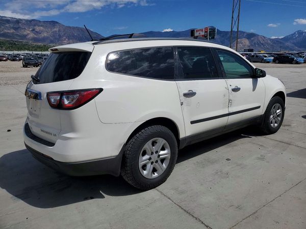 2014 CHEVROLET TRAVERSE LS