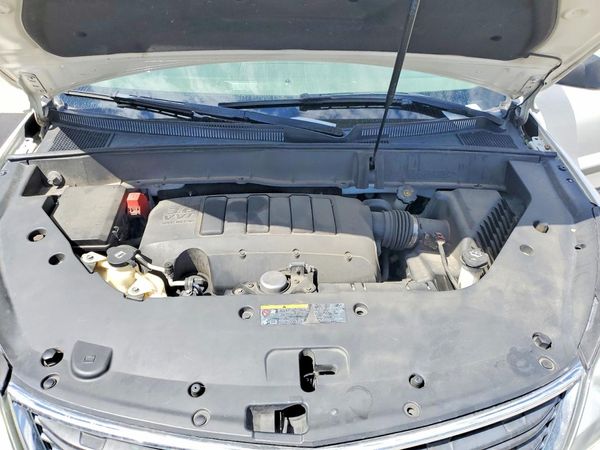 2014 CHEVROLET TRAVERSE LS