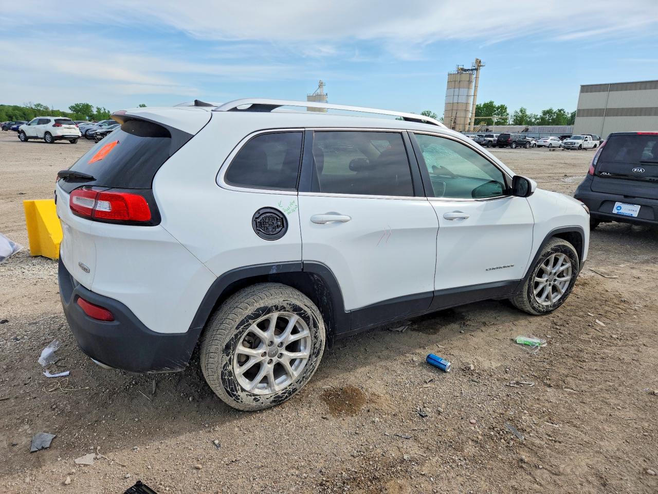 2016 JEEP CHEROKEE LATITUDE FWD
