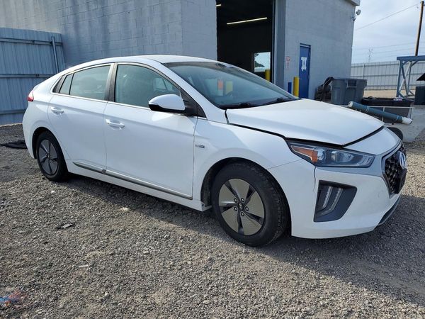 2020 HYUNDAI IONIQ SE