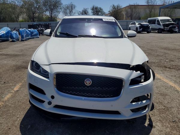 2018 JAGUAR F-PACE S