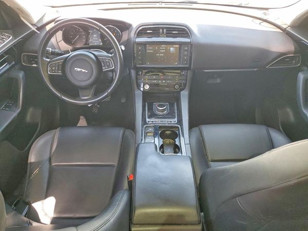 2018 JAGUAR F-PACE S
