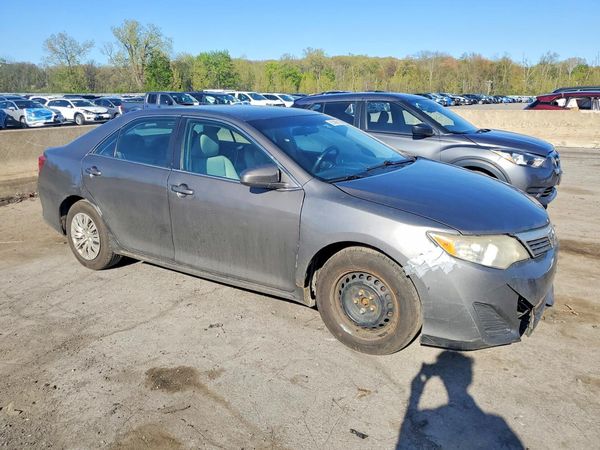 2014 TOYOTA CAMRY SOLA Hybrid — Passenger 3/4