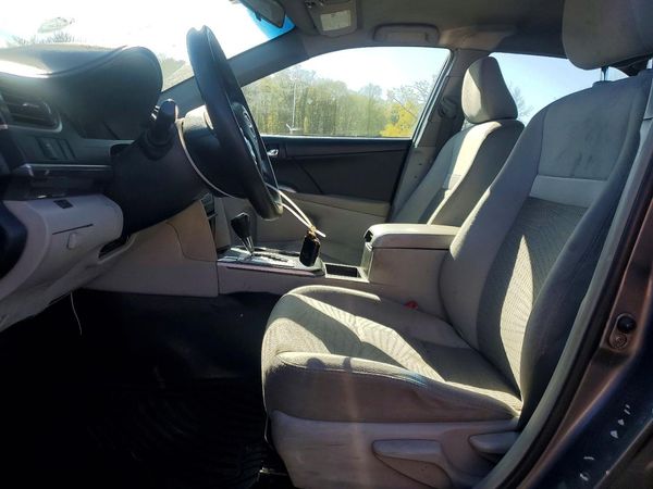 2014 TOYOTA CAMRY SOLA Hybrid — DENT
