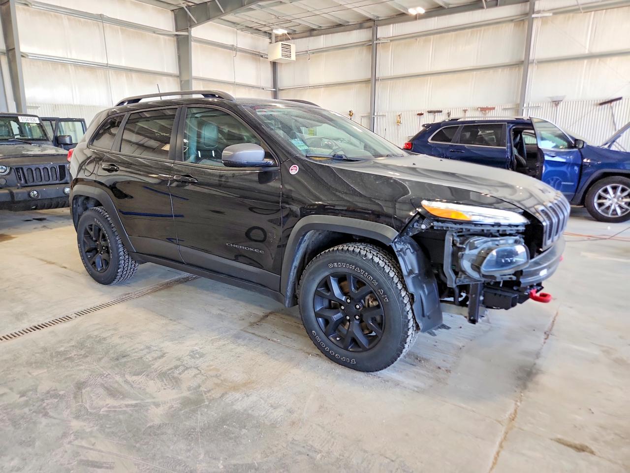 2016 JEEP CHEROKEE TRAILHAWK 4X4