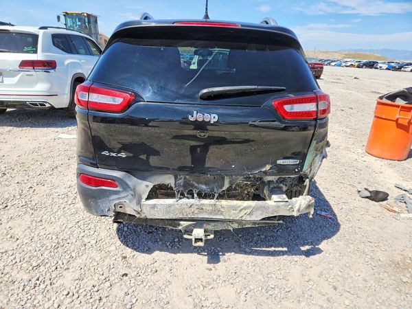 2016 JEEP CHEROKEE LATITUDE 4X4