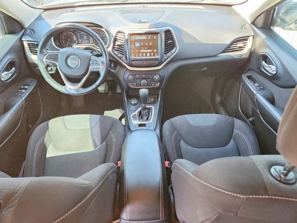 2016 JEEP CHEROKEE LATITUDE 4X4