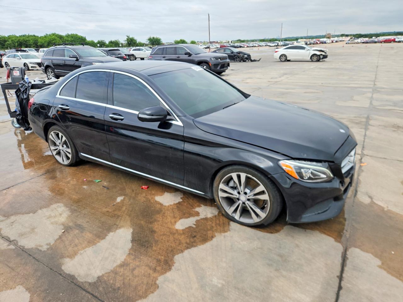 2016 MERCEDES-BENZ C C300