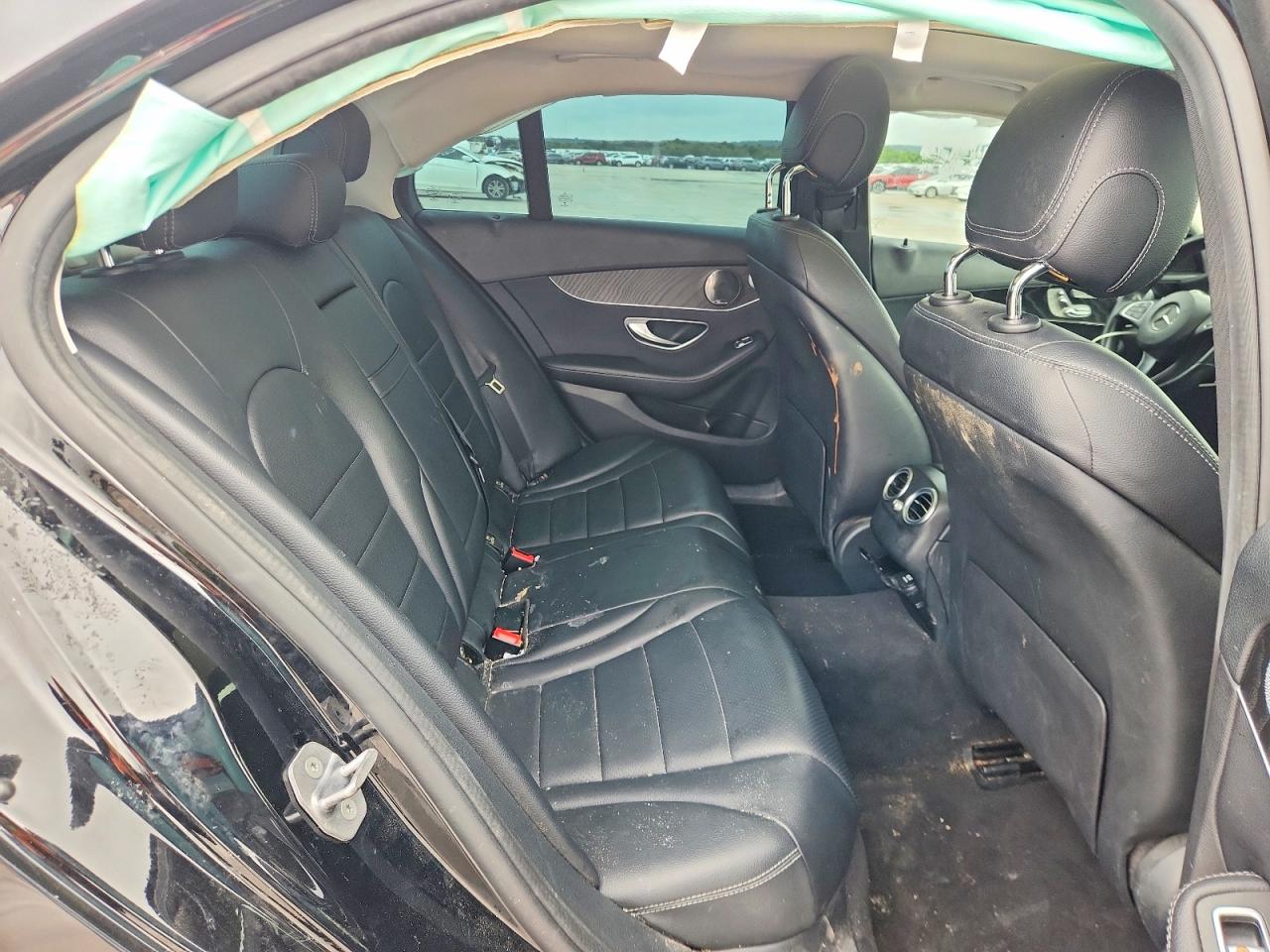 2016 MERCEDES-BENZ C C300