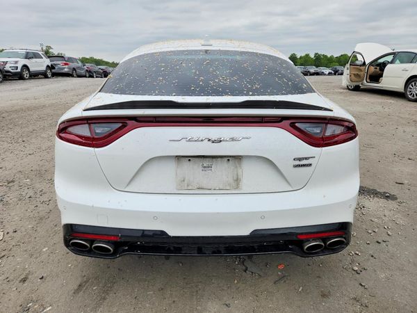 2019 KIA STINGER GT1