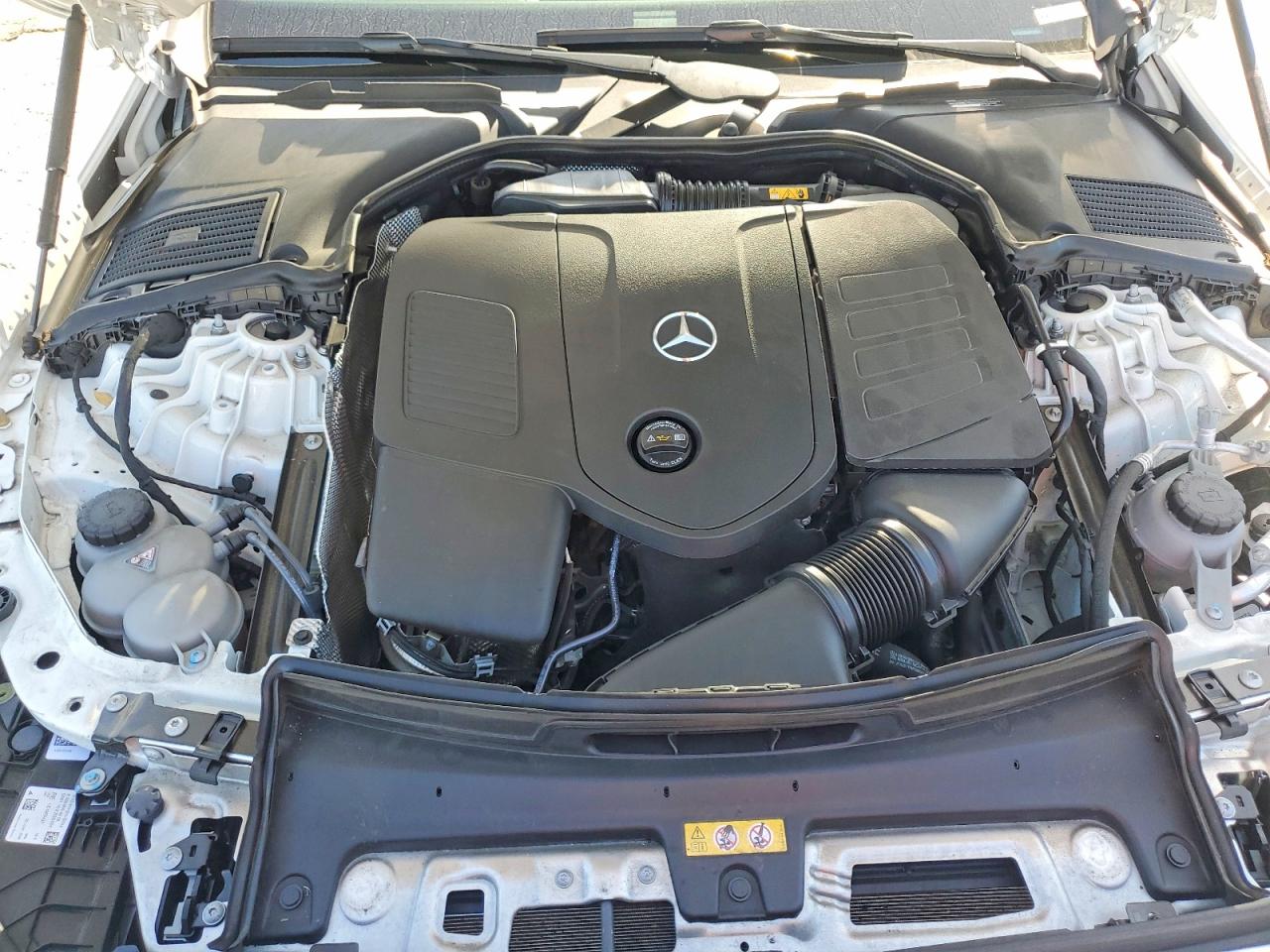 2024 MERCEDES-BENZ C C300
