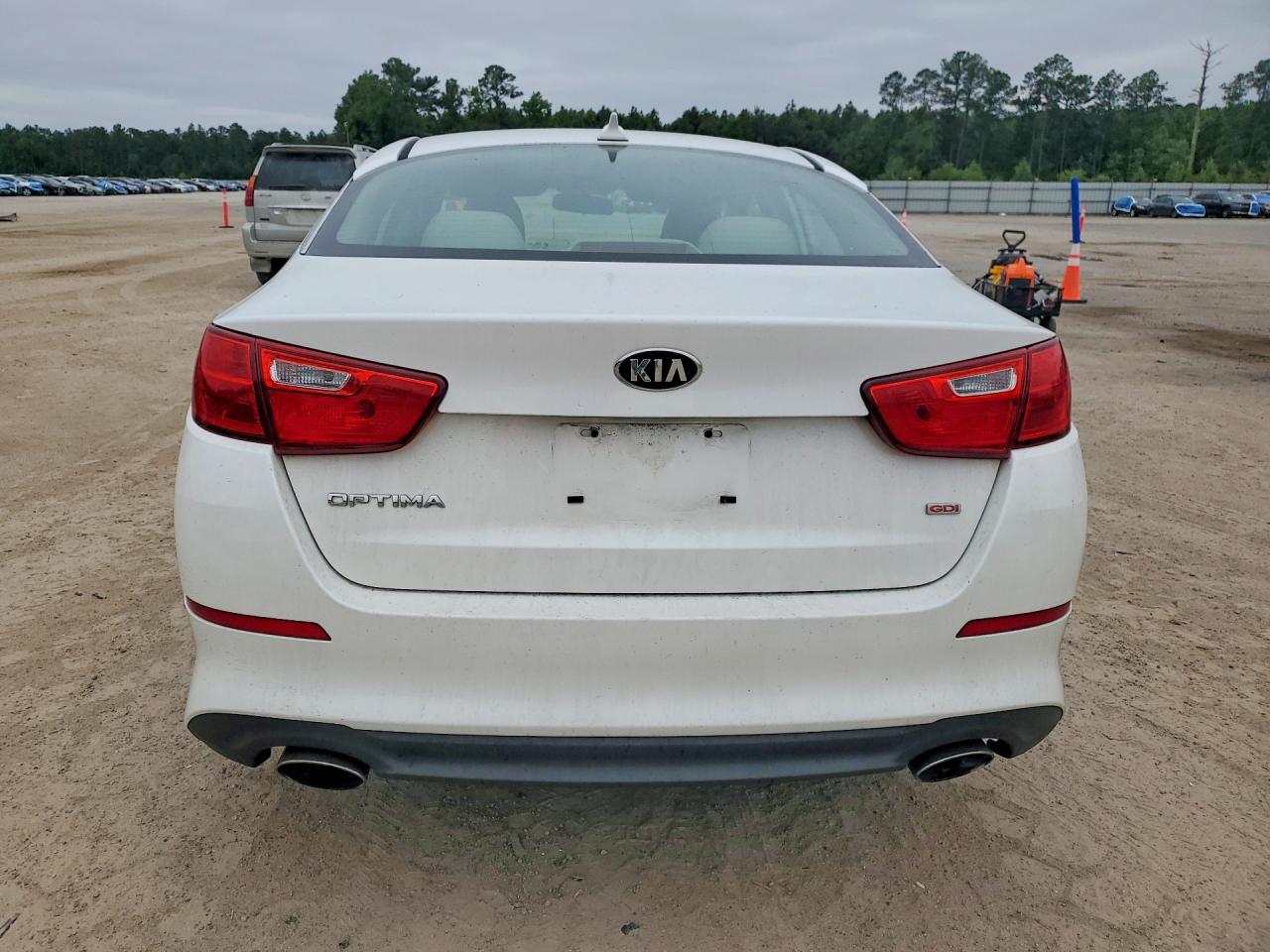 2015 KIA OPTIMA GL - Middle-low