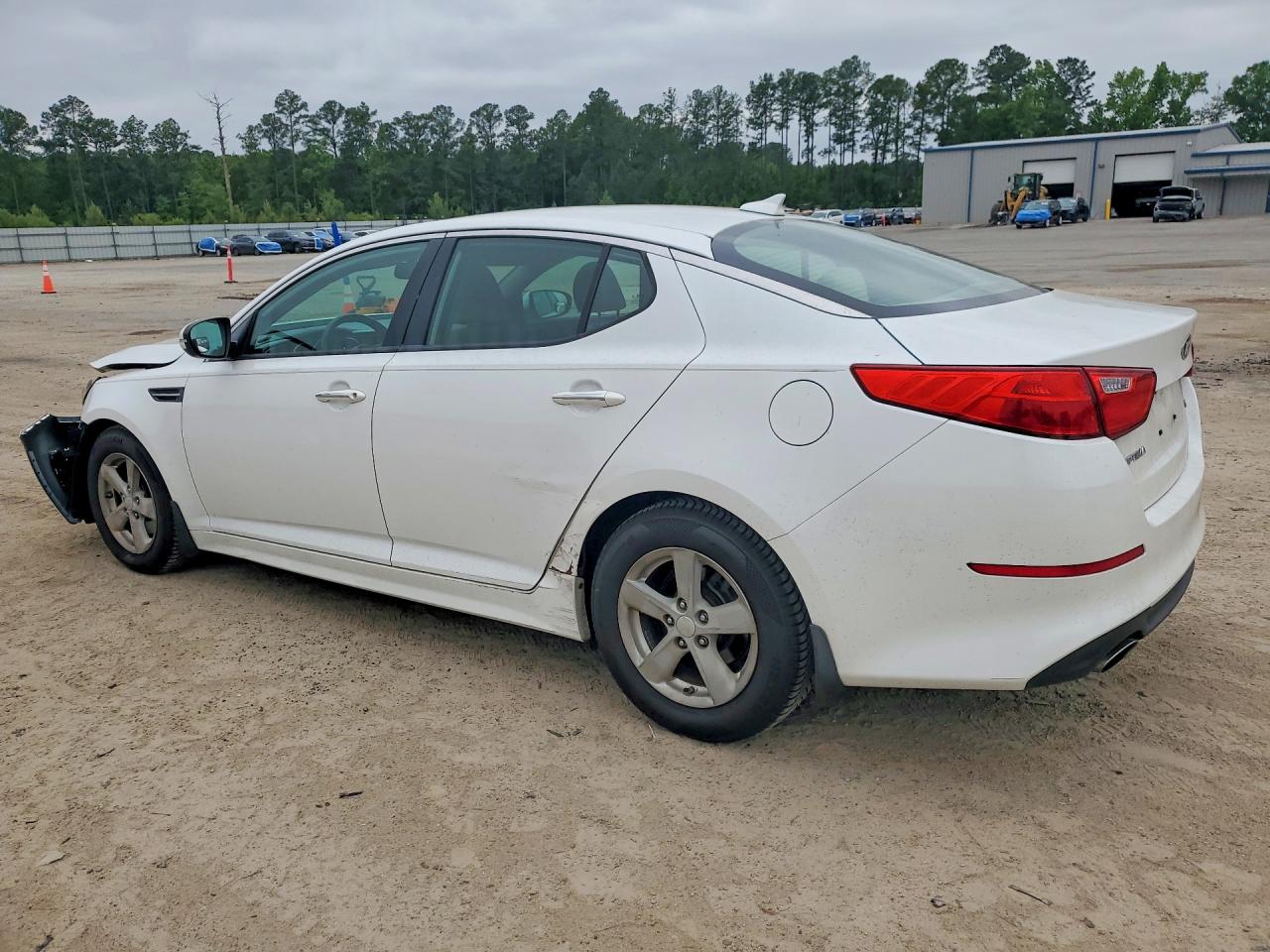 2015 KIA OPTIMA GL - Middle-low