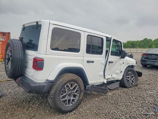 2026 JEEP WRANGLER 4-DOOR SAHARA