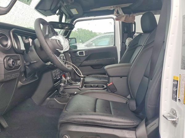 2026 JEEP WRANGLER 4-DOOR SAHARA