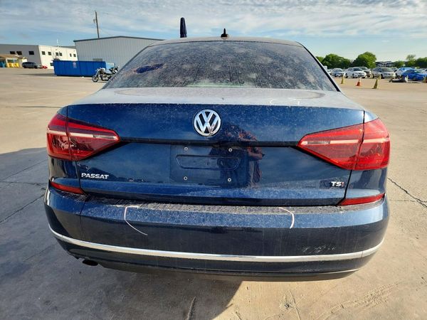 2019 VOLKSWAGEN PASSAT Wolfsburg