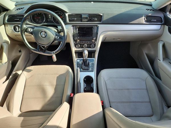 2019 VOLKSWAGEN PASSAT Wolfsburg