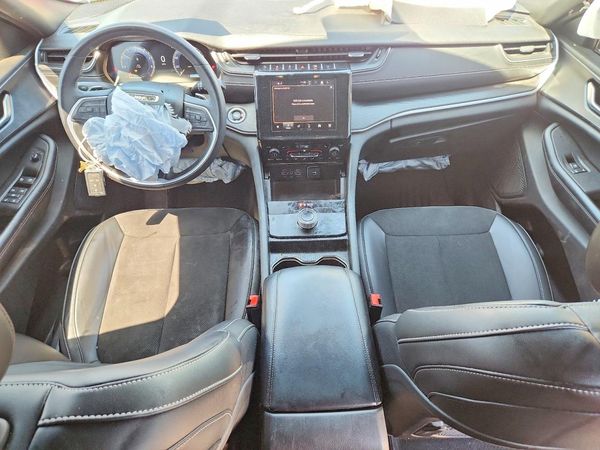 2023 JEEP GRAND CHEROKEE LAREDO 4X4