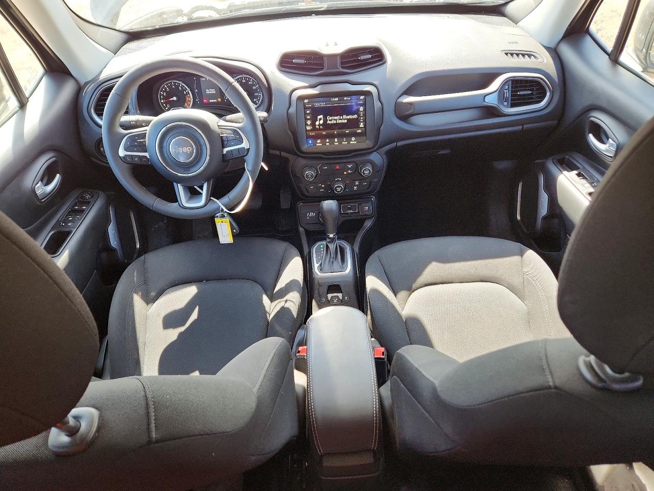 2023 JEEP RENEGADE LATITUDE 4X4