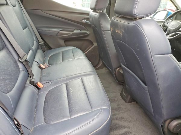 2022 CHEVROLET BOLT EUV LT
