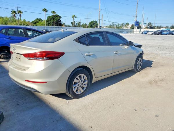 2017 HYUNDAI ELANTRA