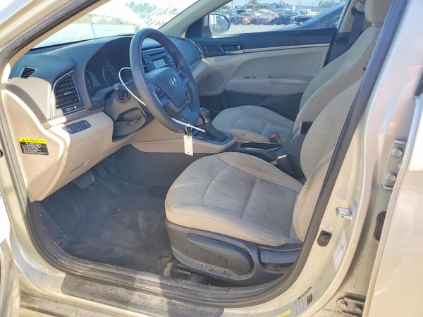 2017 HYUNDAI ELANTRA