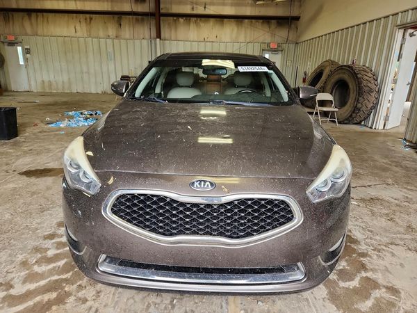2015 KIA CADENZA