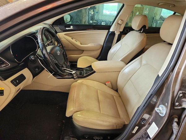 2015 KIA CADENZA