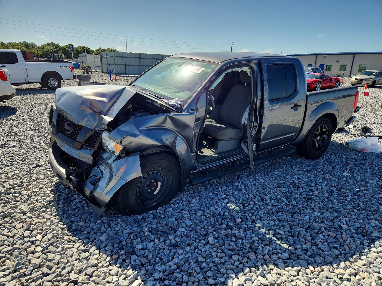 2021 NISSAN FRONTIER Crew Cab